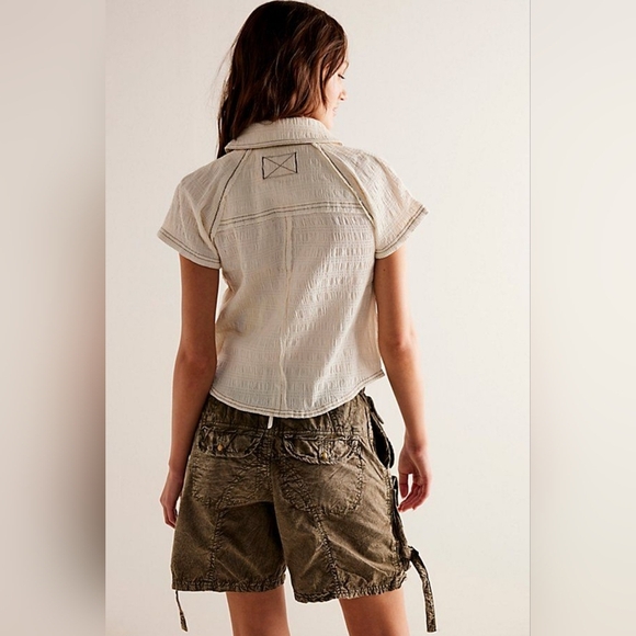 We the Free Louisa Smocked Short - Picture 4 of 6